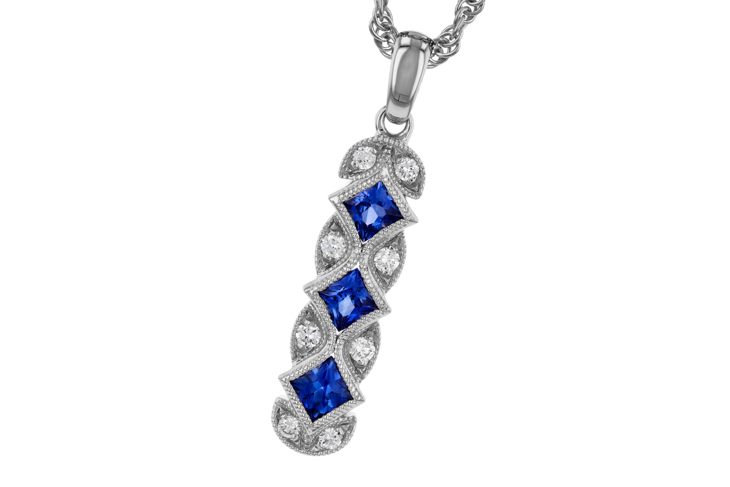 L294-47912: NECKLACE .55 TW SAPPHIRE .64 TGW